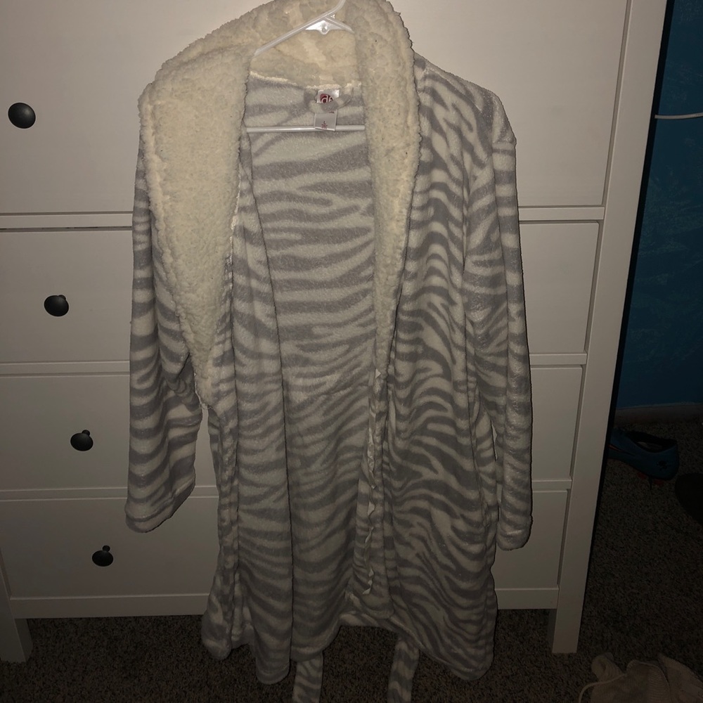 Grey & white fuzzy robe